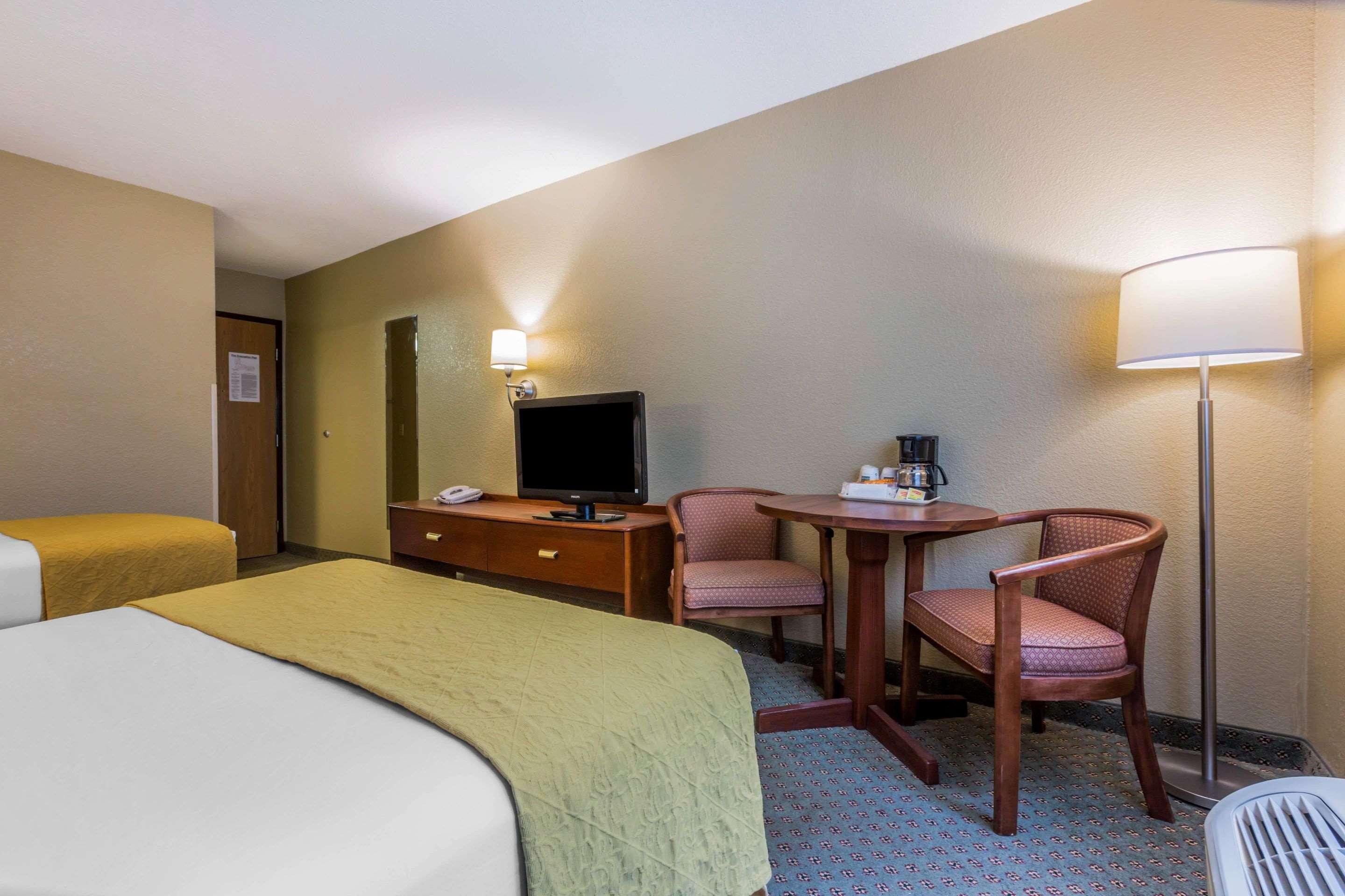 Quality Inn Hyde Park - Poughkeepsie North Esterno foto