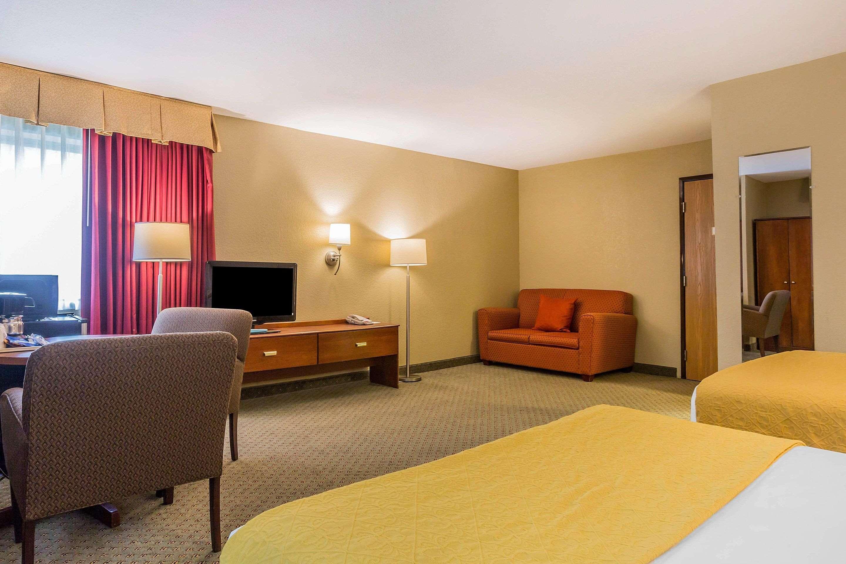 Quality Inn Hyde Park - Poughkeepsie North Esterno foto